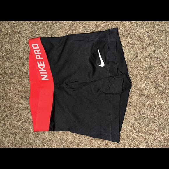 Nike Women's Dri-Fit Pro 3 Big Dot Training Shorts - Picture 1 of 12